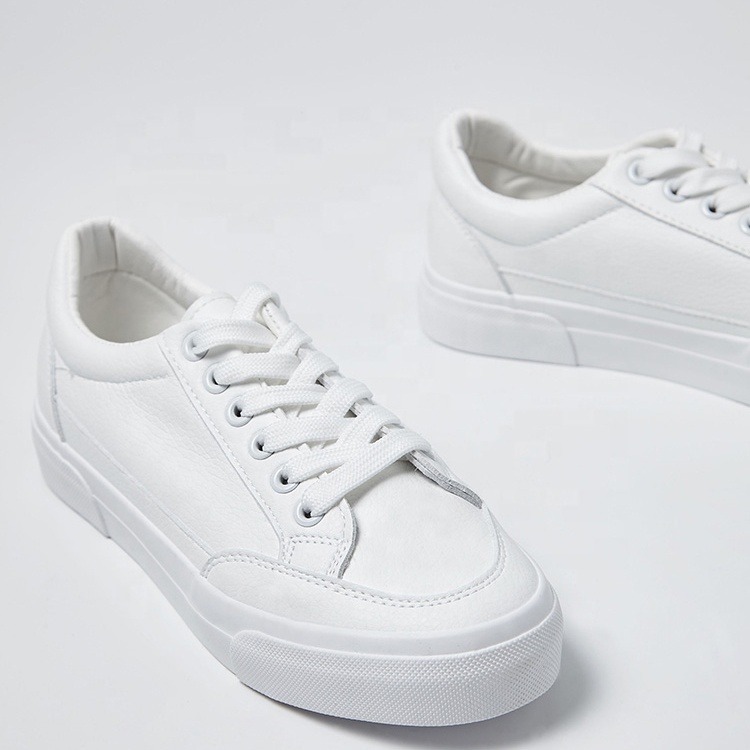 Outdoor Fashion Anti Slip Walking Sneakers White Flat Casual Shoes For Men Women