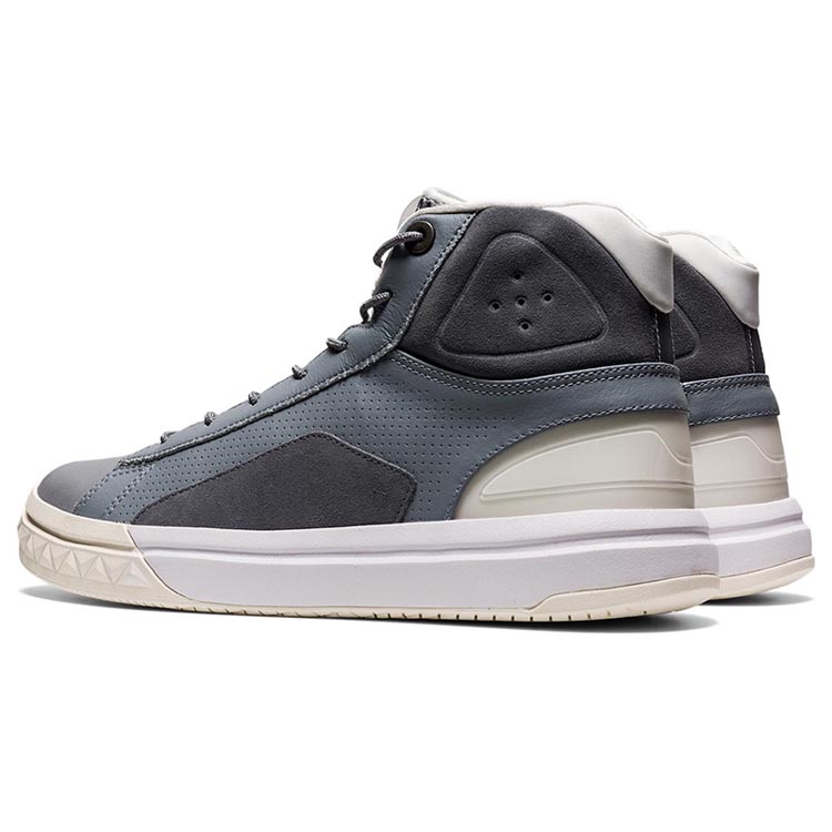 Таъминкунандагони Чин бо сифати баланд фармоишгари баланд гардани сабкҳои мӯд пойафзоли тасодуфӣ барои писарон