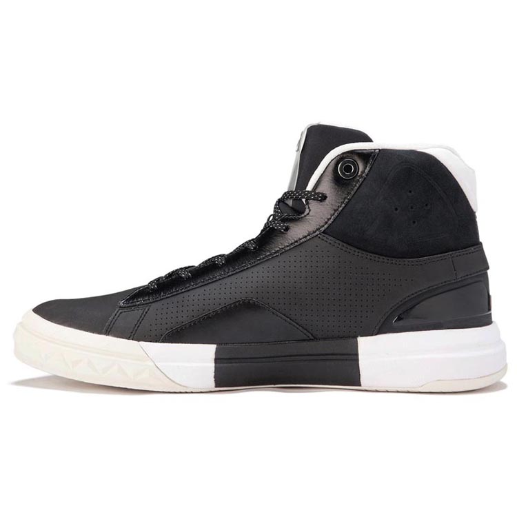 Таъминкунандагони Чин бо сифати баланд фармоишгари баланд гардани сабкҳои мӯд пойафзоли тасодуфӣ барои писарон